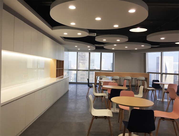 深圳办公室装修智能化设计，加洲建设解锁现代办公新体验